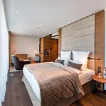 Faehrhaus Hotel 5*